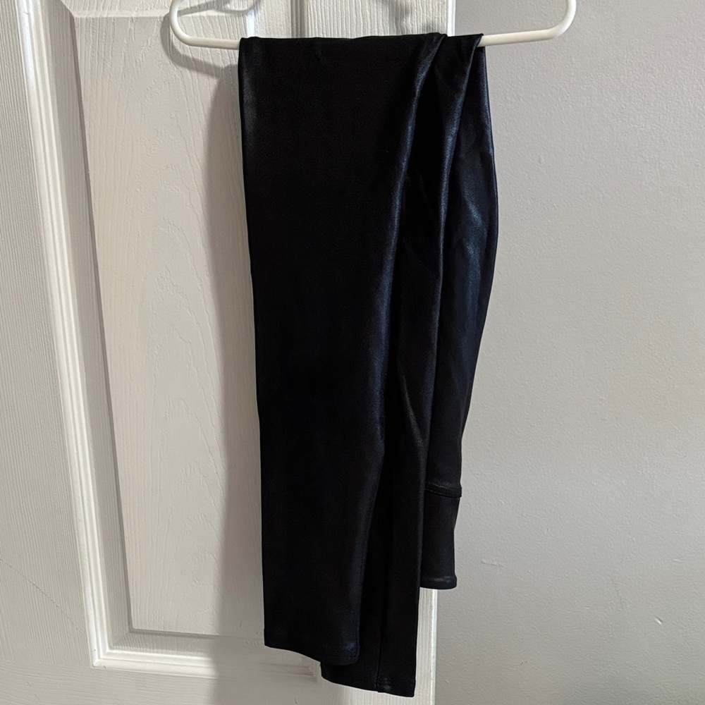 SPANXshape Feux Lether Leggings - Size Medium